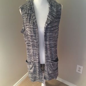 Sleeveless Long Hooded Sweater Vest. Size L